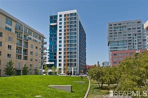 3rd image of 300 Berry St Unit 1310