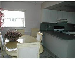 3rd image of 10261 NW 35th St #10