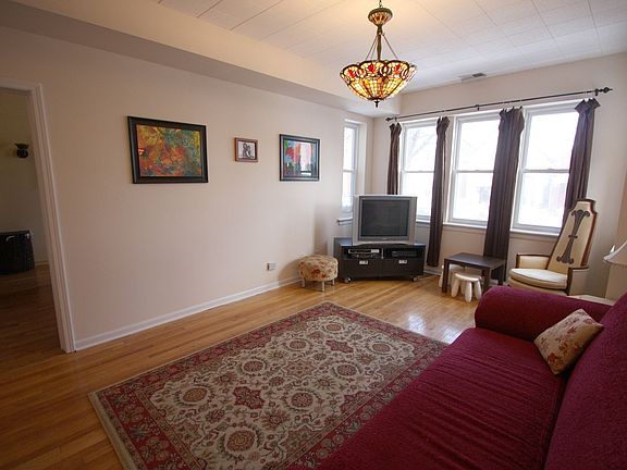 4th image of 3431 W Shakespeare Ave APT 1A