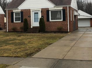 25150 Marsdon Dr, Euclid, OH