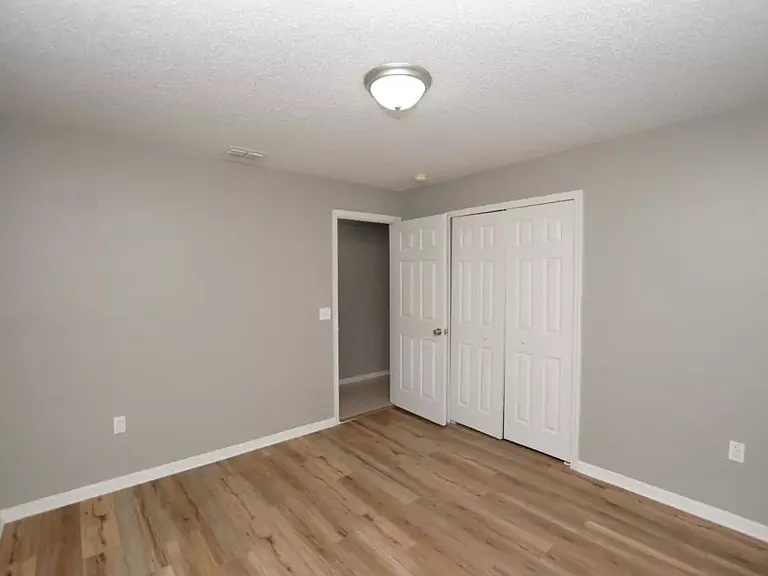 11382 Aston Hall Dr S — Photo 21