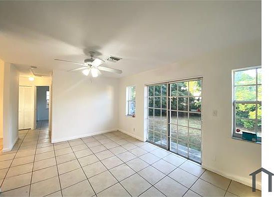 4th image of 2325 NW 7th St