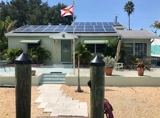 509 S Bayshore Dr, Madeira Beach, FL 33708