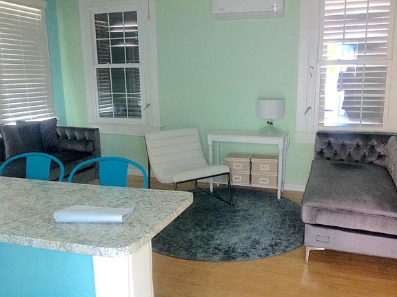4th image of 1113 Grinnell St Floor 2