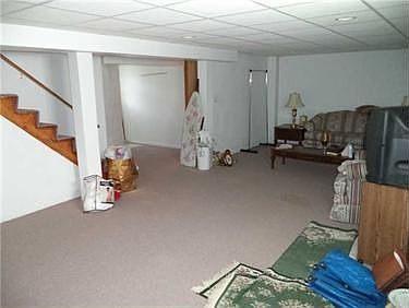 4th image of 30 Foster Ave