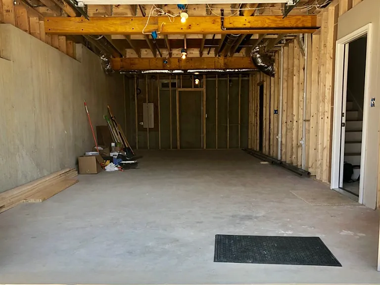 Hawkes Nest Realty — Photo 13