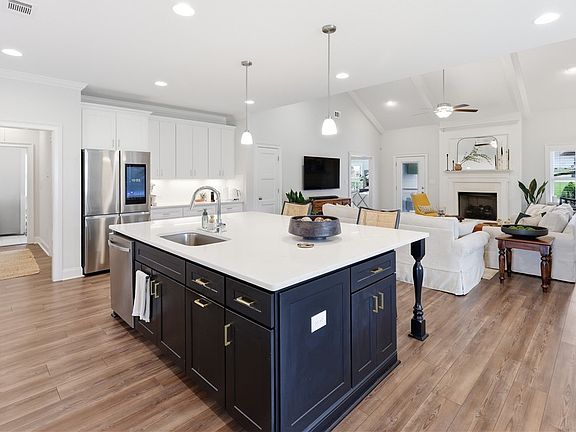 5th image of 2205 Beckwith Ln