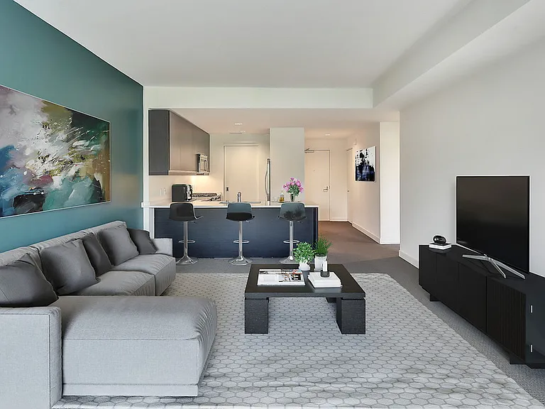 360 Residences — Photo 19