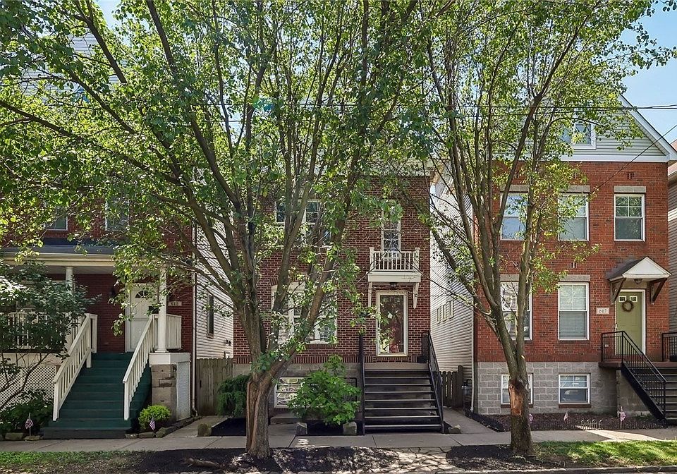 1st image of 615 Literary Rd