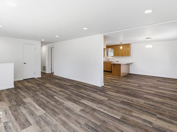 5th image of 1513 31st St
