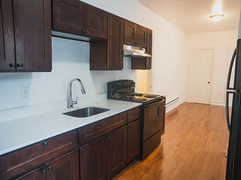622 Chew Street — Photo 7