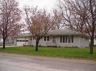 101 3rd Ave, Livermore, IA 50558