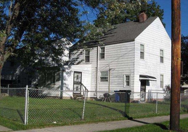 2nd image of 17216 Throckley Ave