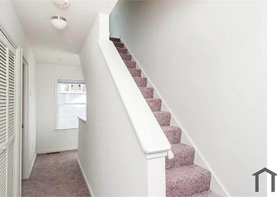 5237 Crowson Ave #7 — Photo 17