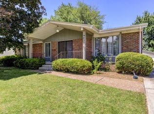 235 Nottingham Rd, Springfield, IL 62704