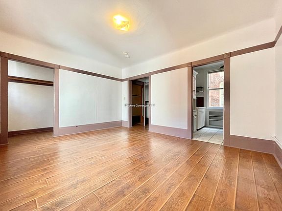 5th image of 930 Leavenworth St APT 7