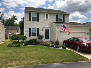 39 Scooter Ln, Hamburg, NY 14075
