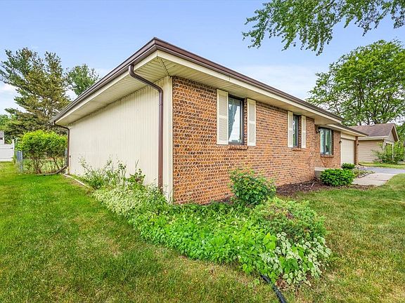 4th image of 3429 Snowberry Ct