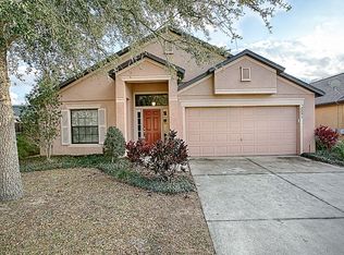 2291 Bracknell Forest Trl, Tavares, FL 32778