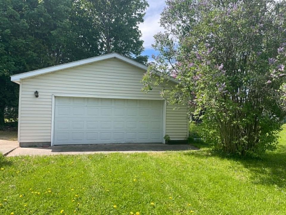 1st image of 210 Saint Marys Dr