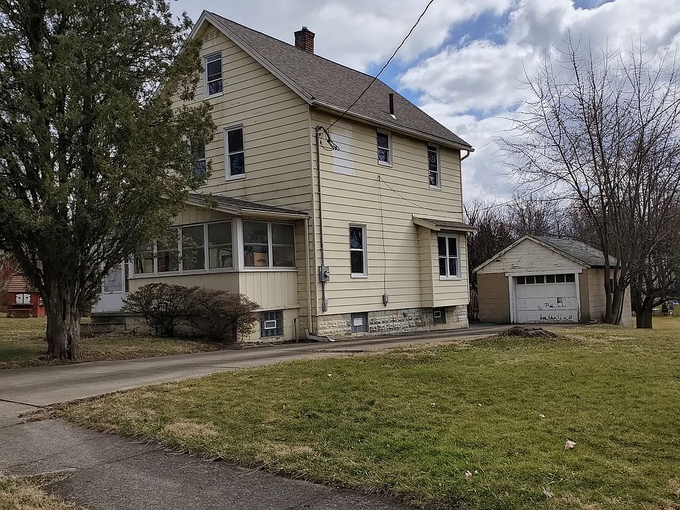 1st image of 1215 South St