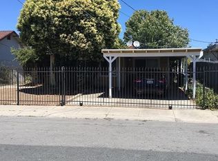 713 Johnson Dr, Richmond, CA 94806