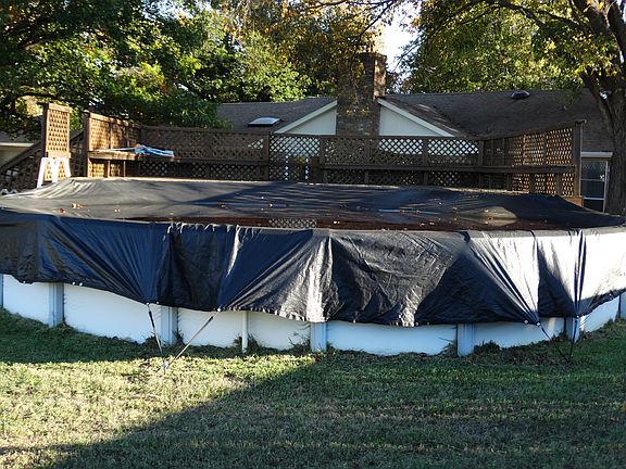 28 ft pool