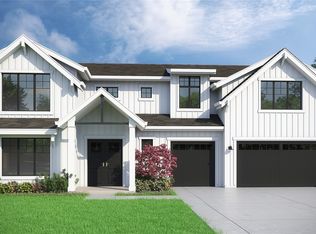 12111 NE 64th St, Kirkland, WA 98033