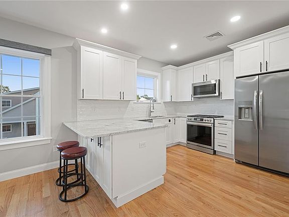 5th image of 1 Old County Village Way Unit E