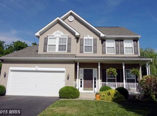 339 Spyglass Hill Dr, Charles Town, WV 25414