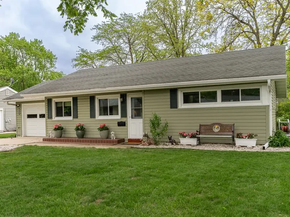 1426 Graham Ct SE, Rochester, MN 55904