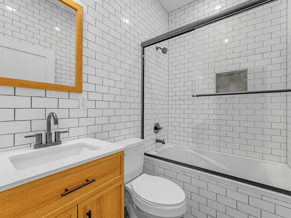 33-15 30th Avenue image 8 of 8