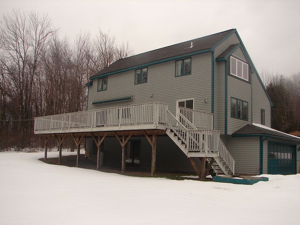 2nd image of 7 Fielding Woods