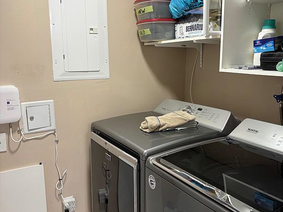 4th image of 2964 Trethewey St #103