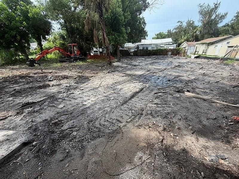 1st image of 7800 46TH AVENUE N