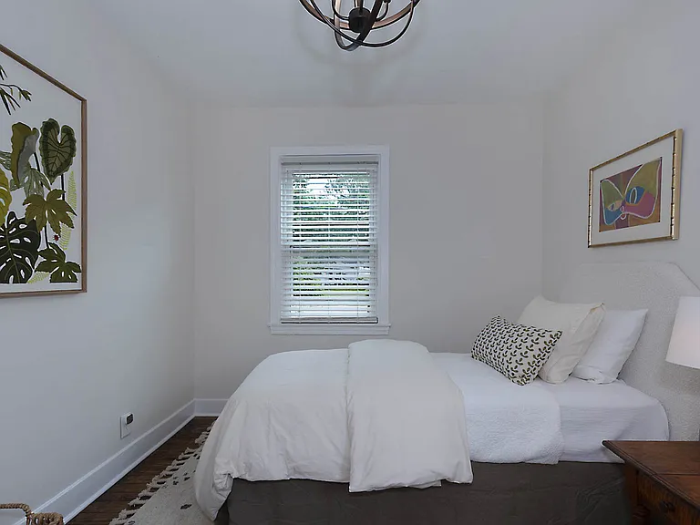 1032 Lakeview Dr — Photo 15