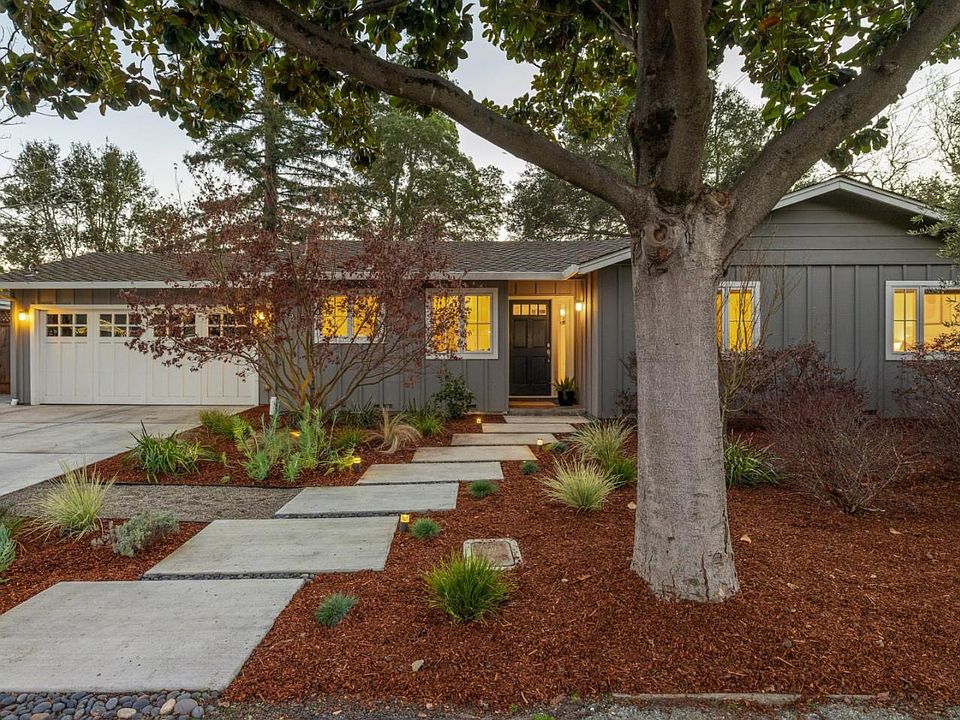1st image of 1395 Delfino Way