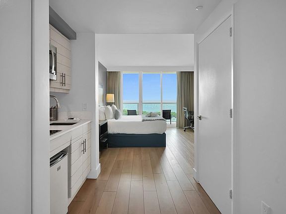 5th image of 2889 Mcfarlane Road #1516