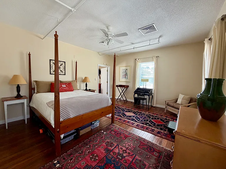 95 Factory Creek Ct #B — Photo 9