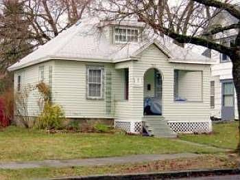 2nd image of 713 N A St