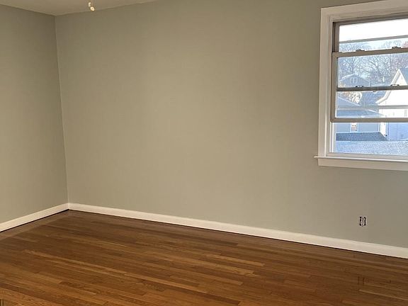4th image of 3 Lewis St Floor 2