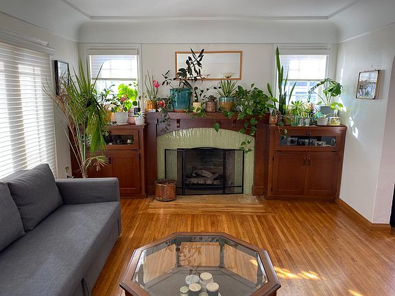 Living room with gas fireplace