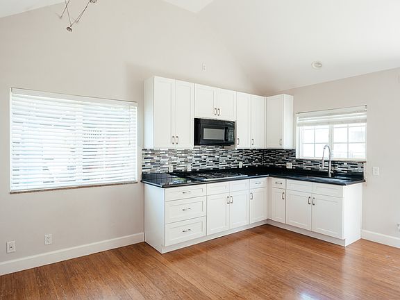 19551 Strathern St_07062022