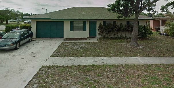 2nd image of 1300 W Drew St