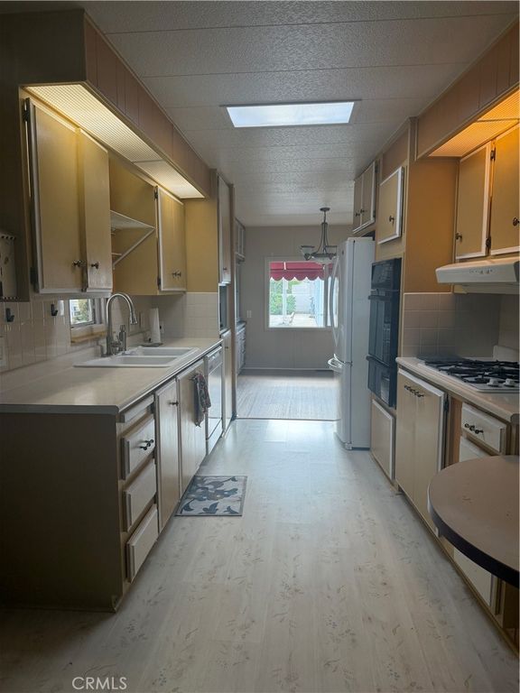 19251 Brookhurst St #95, Huntington Beach, CA