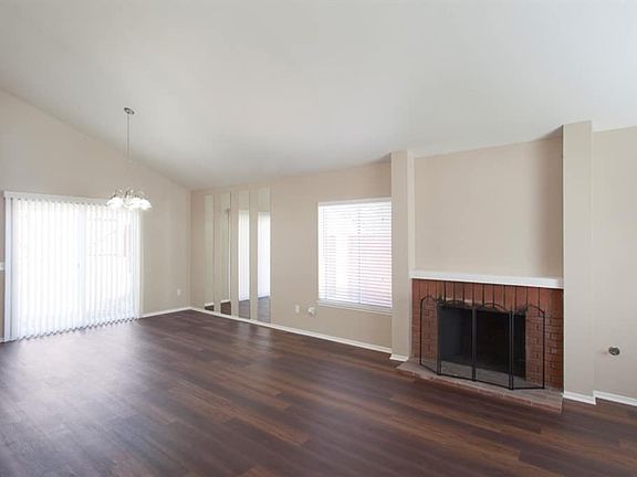 2nd image of 12550 Hackberry Ln