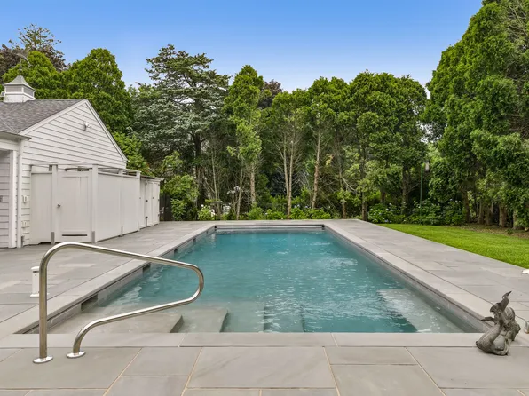 80 Toilsome Ln, East Hampton, NY 11937