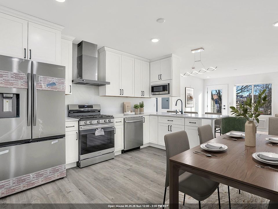 1st image of 2601 Jane St #301