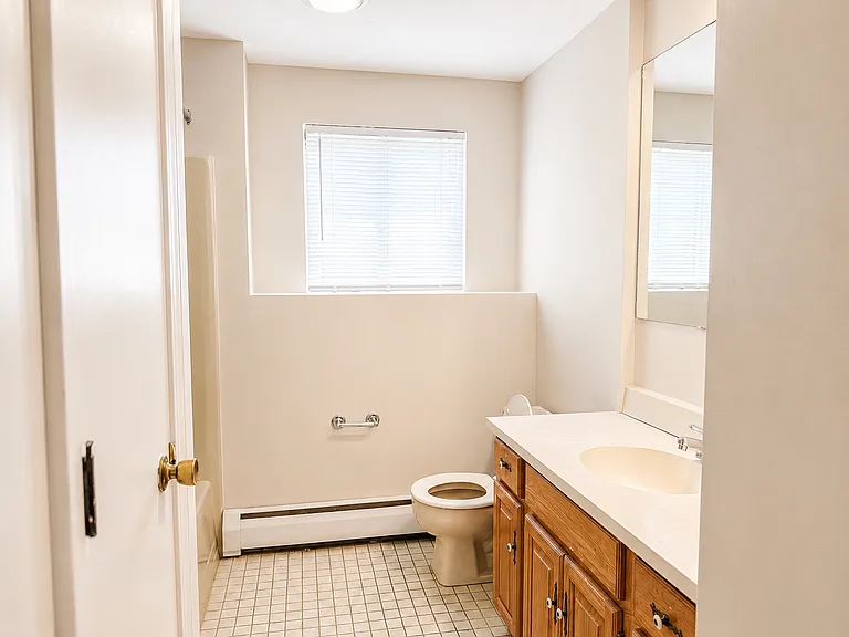 203 Lexington Ave #1 — Photo 3