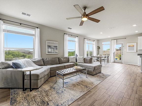 4th image of 10905 Golden Barrel Ct